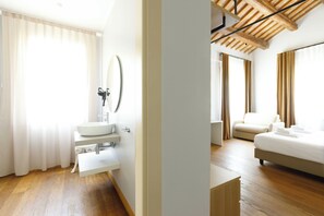 Superior Double or Twin Room | In-room safe, free WiFi - Relais Villa Roncuzzi (Russi)