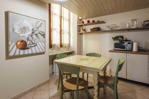 Comfort Apartment | Dining - Casa Maggio by MMega (Florence)