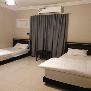 Desk, free WiFi - Al Raha Towers Serviced Apartments (Taif)