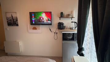 3 slaapkamers, een strijkplank/strijkijzer, wifi, beddengoed