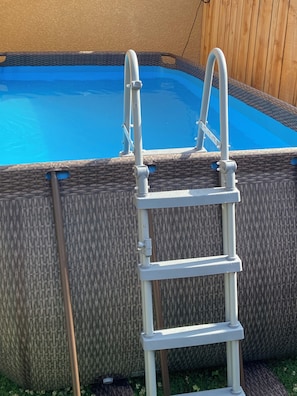 Pool - Comfort and elegance united in Auvergne (Saint-Rémy-en-Rollat)