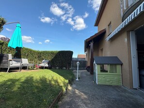 Property grounds - Comfort and elegance united in Auvergne (Saint-Rémy-en-Rollat)