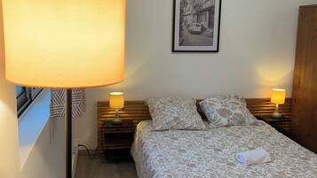 1 bedroom, iron/ironing board, internet, bed sheets