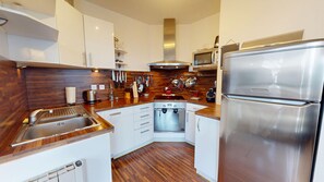 Fridge, microwave, oven, dishwasher - La Perle Bauloise (La Baule-Escoublac)