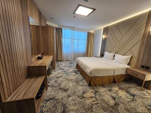 Zimmersafe, schallisolierte Zimmer, Bügeleisen/Bügelbrett