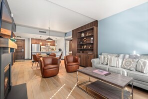 Smart TV, fireplace, DVD player - NEW! Opal Overlook | Capitol Peak Lodge #3308 | 2B/2B (Snowmass Village)
