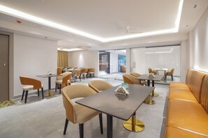 Dining - Treebo Premium Indus Crown (Noida)