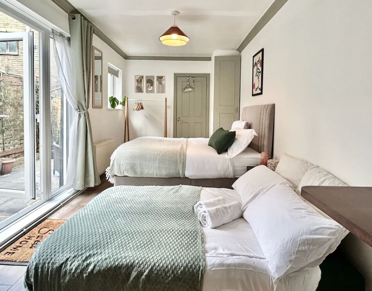 1 bedroom, iron/ironing board, travel cot, free WiFi