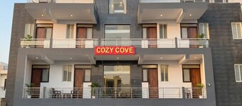 โคซี่ โคฟ  