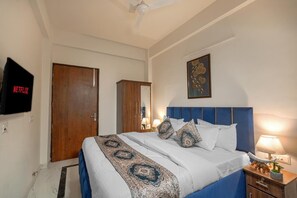 Free WiFi - COZY COVE (Dera Bassi)