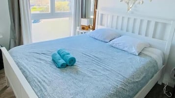 1 makuuhuone, työpöytä, Wi-Fi, vuodevaatteet