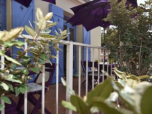 Outdoor dining - Villa 4 Schlafzimmer by Interhome (Toulon)