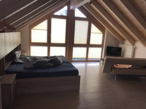 Internet, bed sheets - Cozy vacation apartment for 2 people (Volkach)
