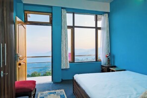 Deluxe Room, Balcony | Free WiFi - Mukhia Homestay (Takdah)
