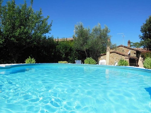 Wonderful private villa for 8 guests with WIFI, A/C, private pool, TV, patio and pets allowed