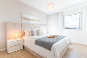 3 bedrooms, iron/ironing board, travel cot, free WiFi - Horizonte Completo II by Atlantic Holiday (Câmara de Lobos)