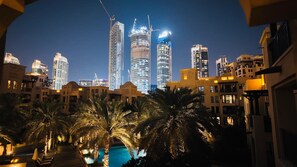 Pool -  Dubai Deluxe 2-Bedroom apartment  in Downtown with Burj KhalifaView (Dubai)