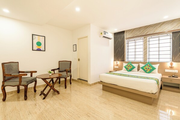 Kahden hengen deluxe-huone | Työpöytä