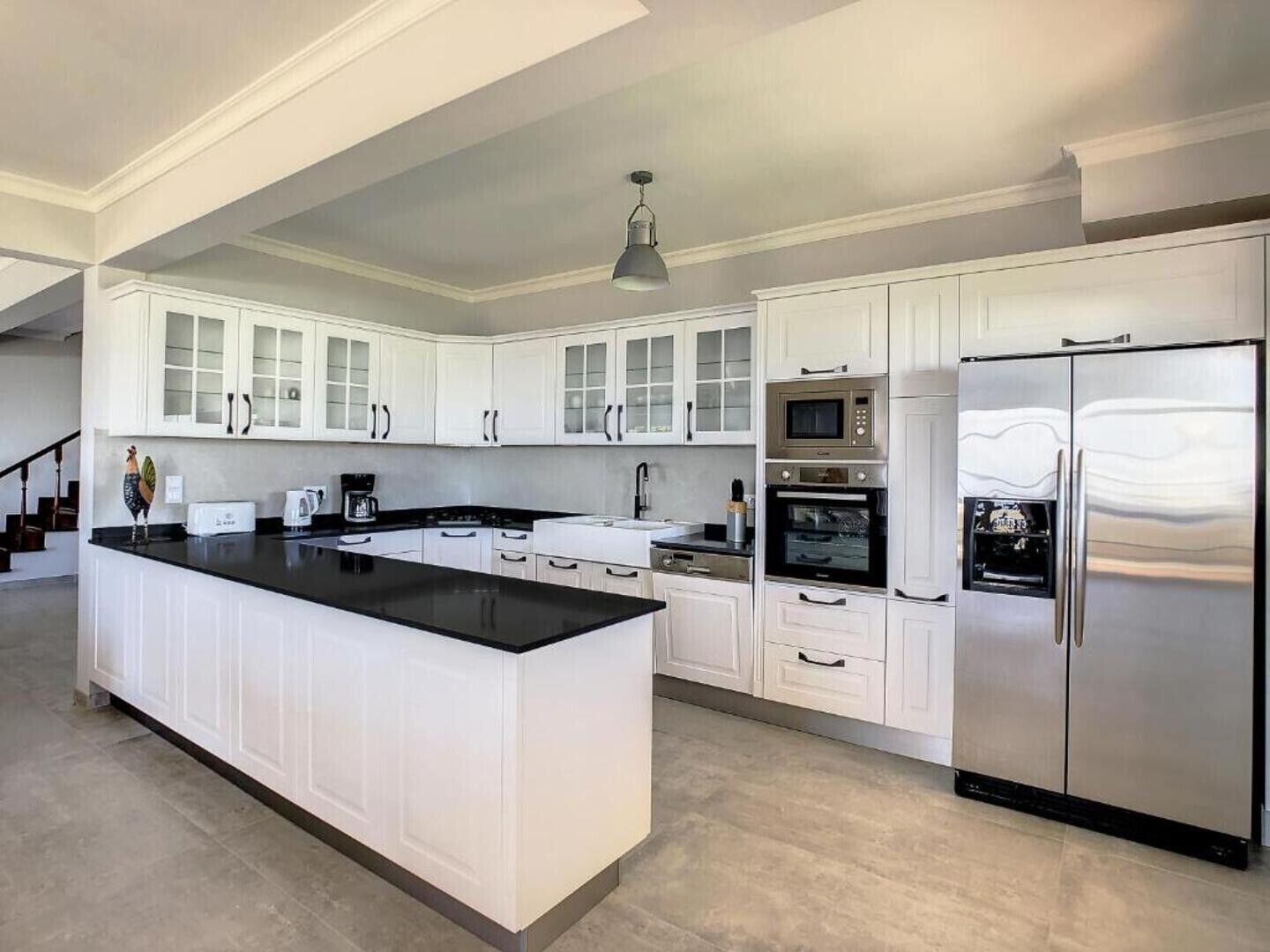 别墅 | 4 多间卧室、办公桌