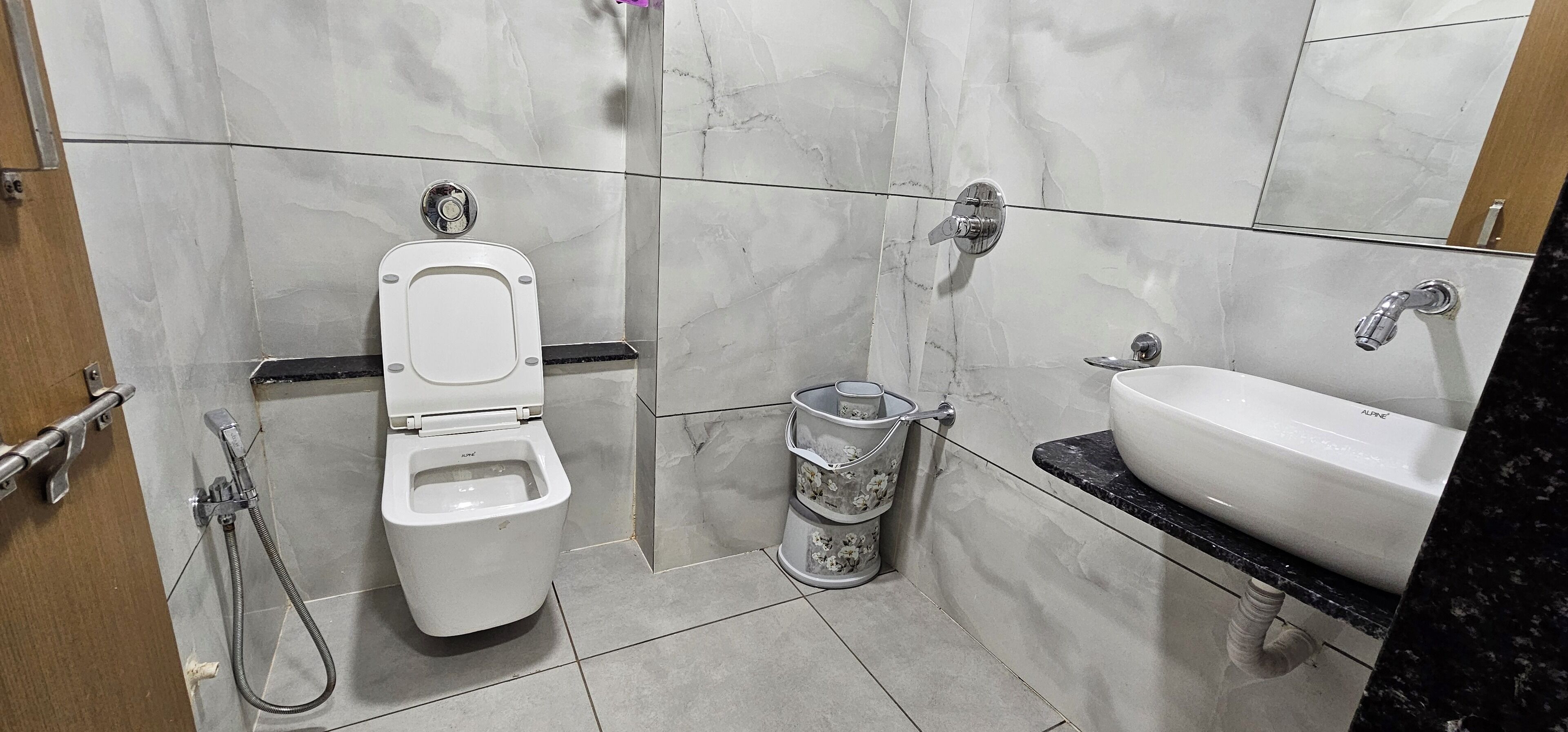 Deluxe Double Room, City View | Bathroom