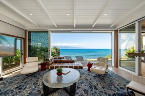 Smart TV - SUMMER SALE! Discover paradise in a 3-bedroom oceanfront getaway - Alaeloa 28 (Lahaina)