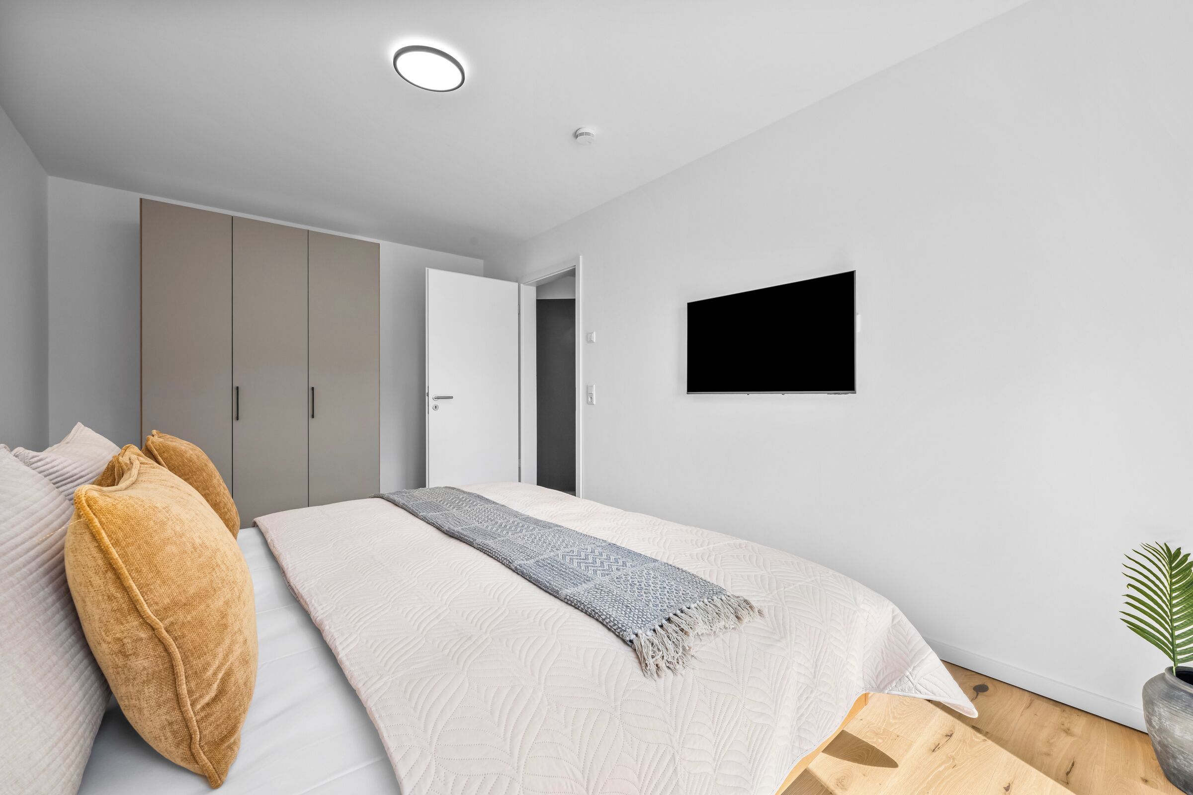 1 slaapkamer, een strijkplank/strijkijzer, gratis wifi, beddengoed
