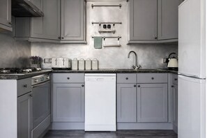 Private kitchen - Kensington Retreat 1 min from Station (London)