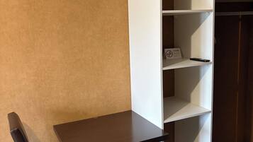 Economy Double Room | Tempur-Pedic beds, free WiFi, bed sheets