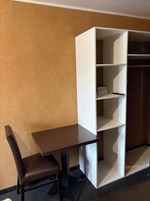 Economy-Doppelzimmer
