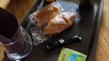 Dagelijks ontbijt voor onderweg (EUR 5 per persoon)
