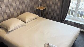 Economy Double Room | Free WiFi, bed sheets