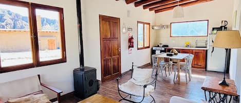 Televisie en een open haard