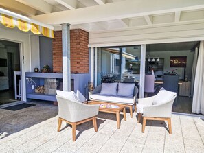 Terrace/patio - Sonnentraum by Interhome (Sarnen)