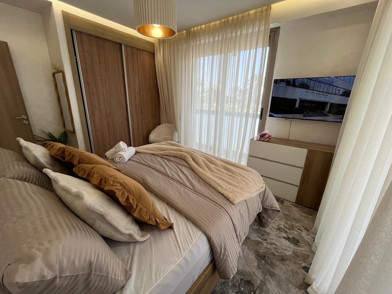 Bügeleisen/Bügelbrett, Internetzugang, Bettwäsche