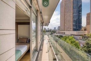 Apartment, Accessible - Bright 2BR in Polanco Steps From Antara Soumaya (Mexico City)