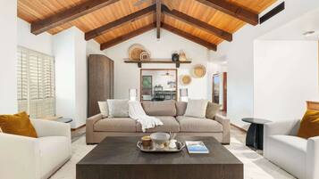 House | 4 bedrooms, Internet