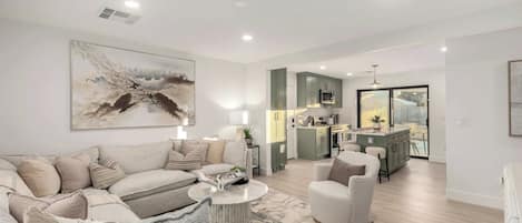 House | 4 bedrooms, Internet