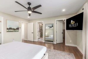 3 bedrooms, Internet - NEW The Pembrook Shaw Butte Pool Gameroom (Scottsdale)