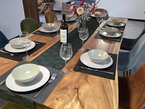 Dining - Quiet cottage with indoor pool, Wi-Fi, and pets allowed (Sainte-Thérence)