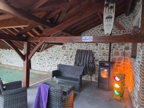 Pool - Quiet cottage with indoor pool, Wi-Fi, and pets allowed (Sainte-Thérence)