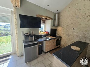 Réfrigérateur, lave-vaisselle