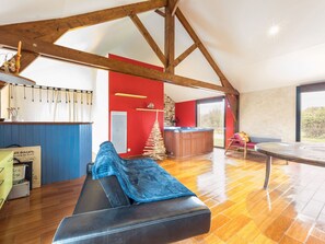 Interior - Country cottage 'Gîte Rose' with SPA and Wi-Fi (Pannecé)