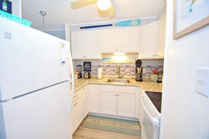 Fridge, microwave, oven, stovetop - Orleans Court 304 - Ocean City, MD (Ocean City)