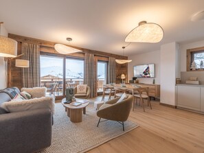 TV - Luxury apartment, Alpe d'Huez center (Huez)