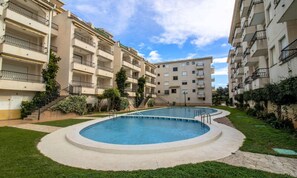 Outdoor pool - Apartment in Cargador by the Beachfront (Alcala de Xivert)