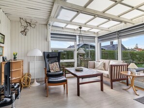TV, fireplace - "Edeltraud" - 100m from the sea by Interhome (Otterup)