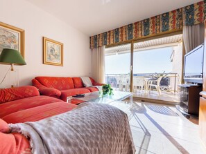 TV - Bahia Dorada by Interhome (Cambrils)