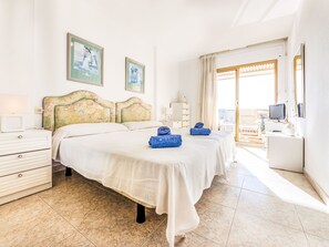 Desk, Internet - Bahia Dorada by Interhome (Cambrils)