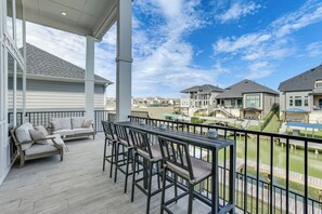 House (5 Bedrooms) | Interior - Lakefront Home on Lake Conroe w/ Boat Dock & Views (Willis)