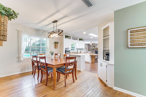 Interior - 5 Mi to Silver Springs State Pk: Gem w/ Game Room! (Ocala)